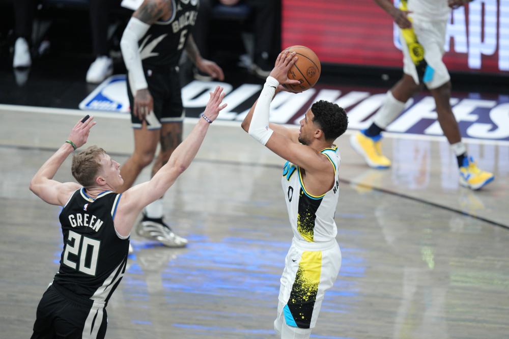 16强天才连胜终结，17岁少女止步.